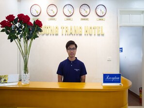 Reception - Phuong Trang Hotel Hanoi (Hanoi)