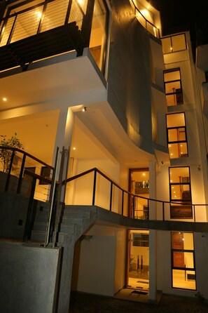 Front of property - evening/night - Lakewood Residence (Kandy)