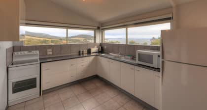 Discover Bruny Island Holiday Accommodation