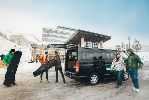 Transport till järnvägsstation
