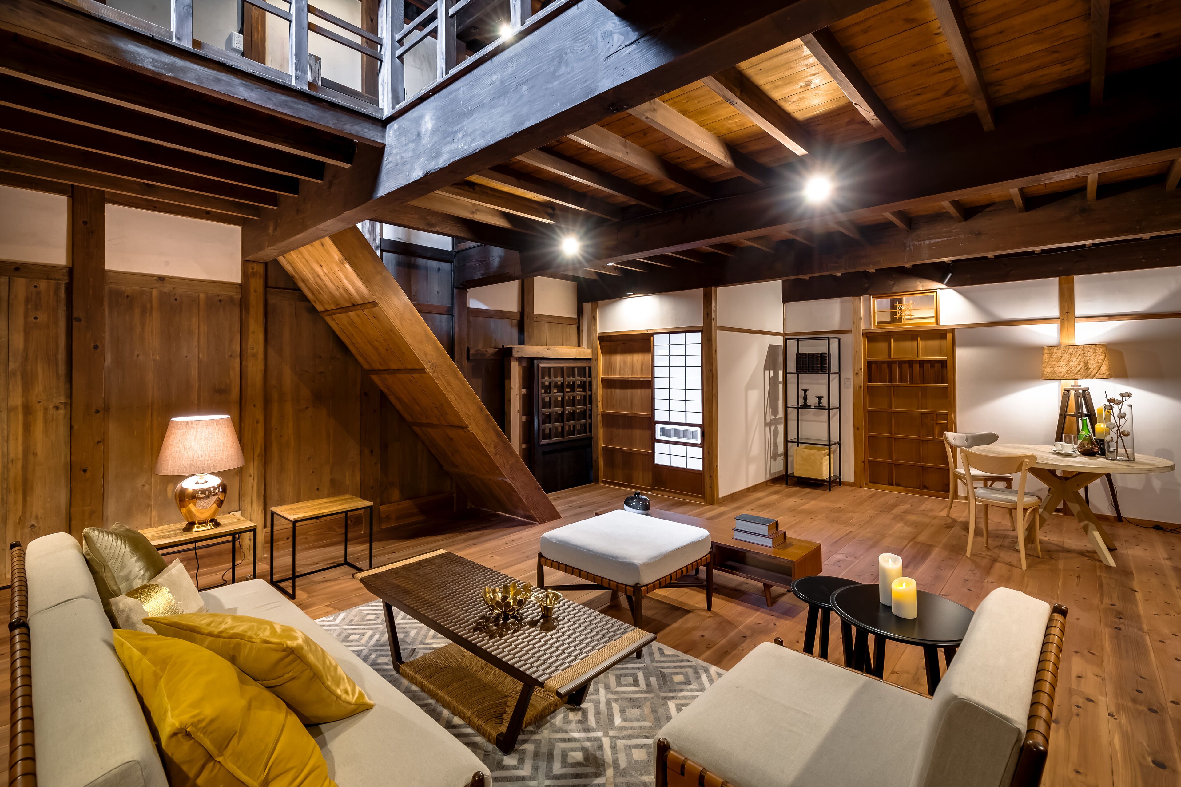 VMG Premier | In-room safe, individually decorated, individually furnished, free WiFi