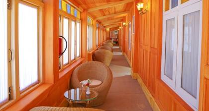 Vinnca West Downs Heritage Resort, Ooty