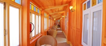 Vinnca West Downs Heritage Resort, Ooty