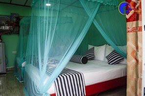 Deluxe Double or Twin Room - New Blue Home (Ella)