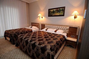 Desk, iron/ironing board, free WiFi - Teras Aqua Park Hotel & Spa (Antakya)