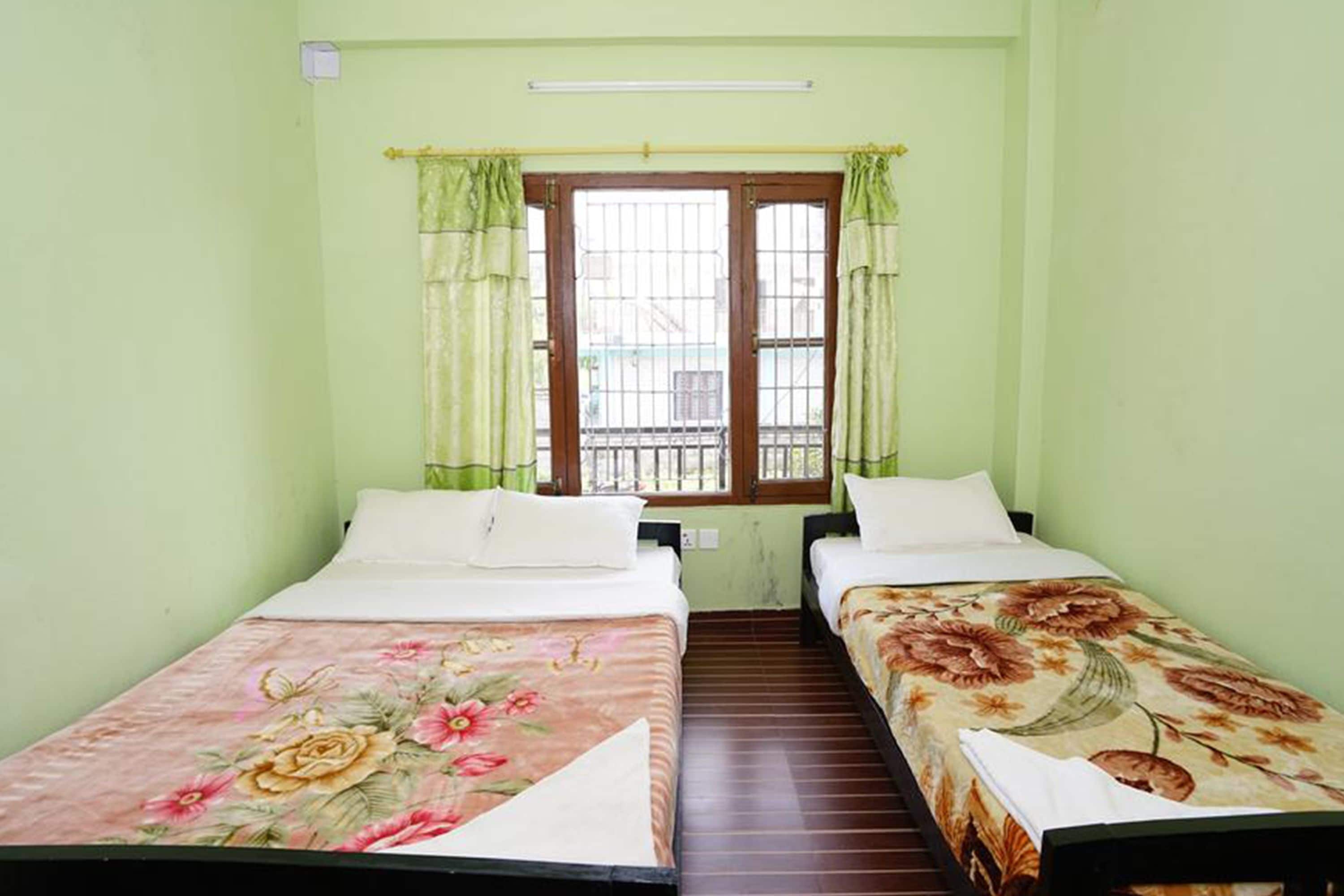 Individueel gedecoreerd, individueel gemeubileerd, een laptopwerkplek