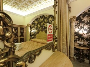 Exclusive Room, 1 Bedroom | Frette Italian sheets, premium bedding, down comforters - Impero Vaticano Suites Guest House (Rome)
