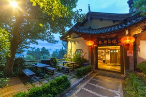 Entrada al alojamiento