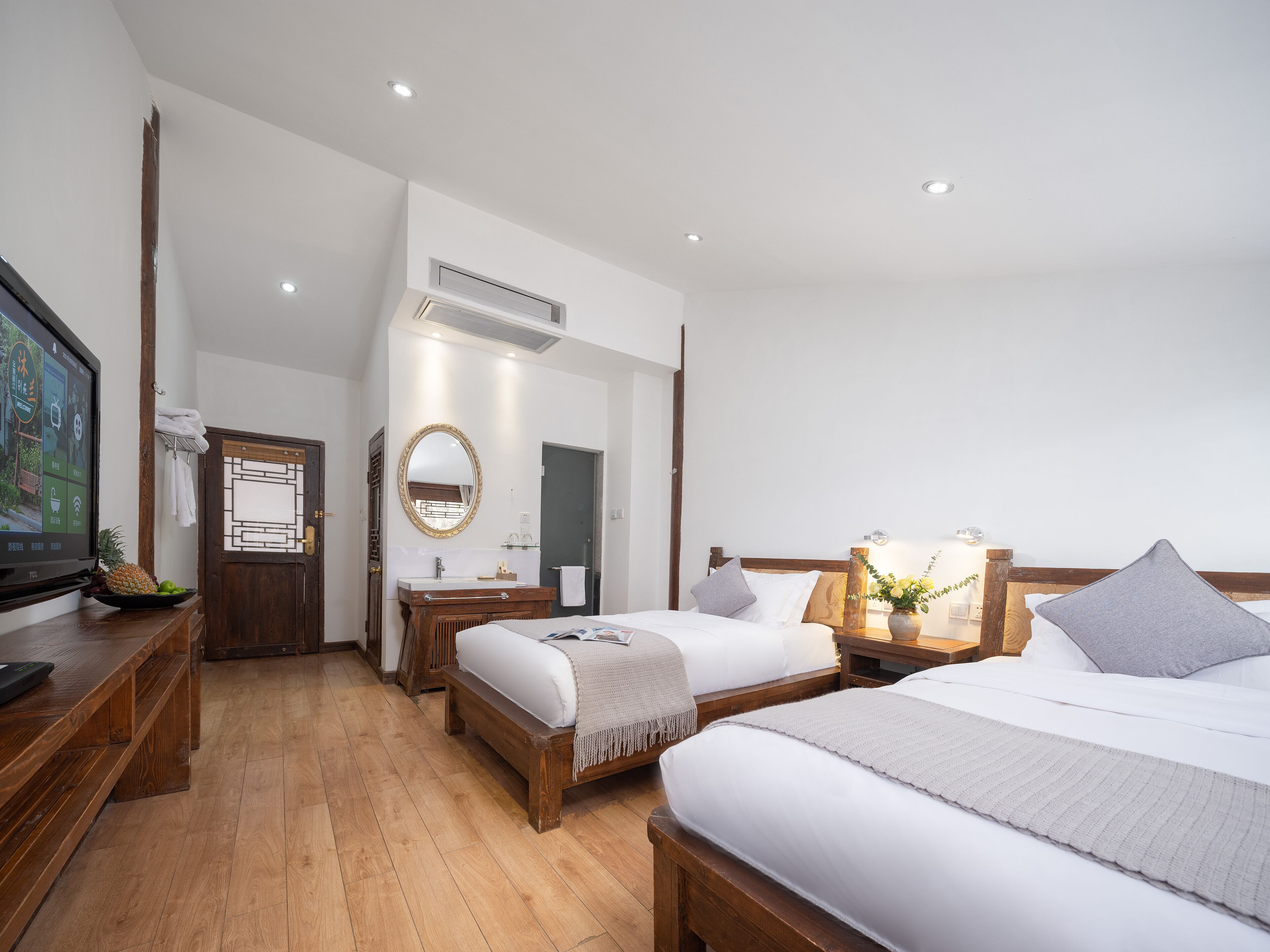 Tomannsrom – standard | Sengetøy av topp kvalitet, minibar, safe på rommet og skrivebord