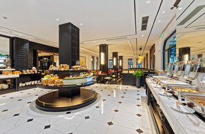 Colazione a buffet inclusa, servita tutte le mattine 