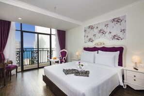 View from room - Bonjour Nha Trang Hotel (Nha Trang)