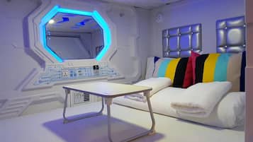 Laptop workspace, iron/ironing board, free WiFi, bed sheets