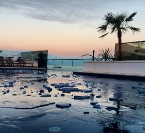 숙박 시설 내 편의 시설/서비스