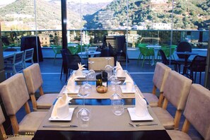 Dining - Hotel REGINA CITY (Vlorë)