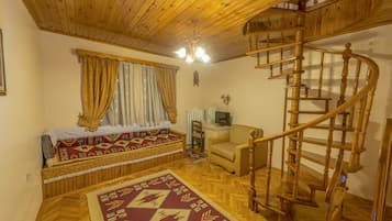 Presidential Suite Dublex | Minibar, in-room safe, desk, free WiFi