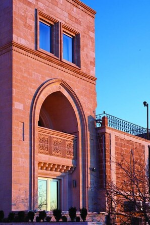 Front of property - Reyhani Kasri - Special Class (Mardin)