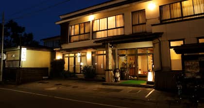 Tsukasaya Ryokan