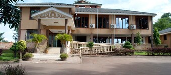 Kayegi Hotel