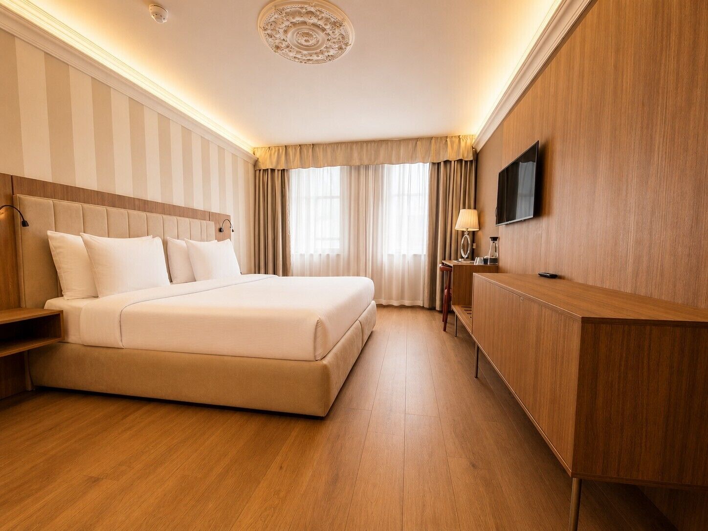 Standard Double Room, 1 Queen Bed | In-room safe, desk, laptop workspace, iron/ironing board