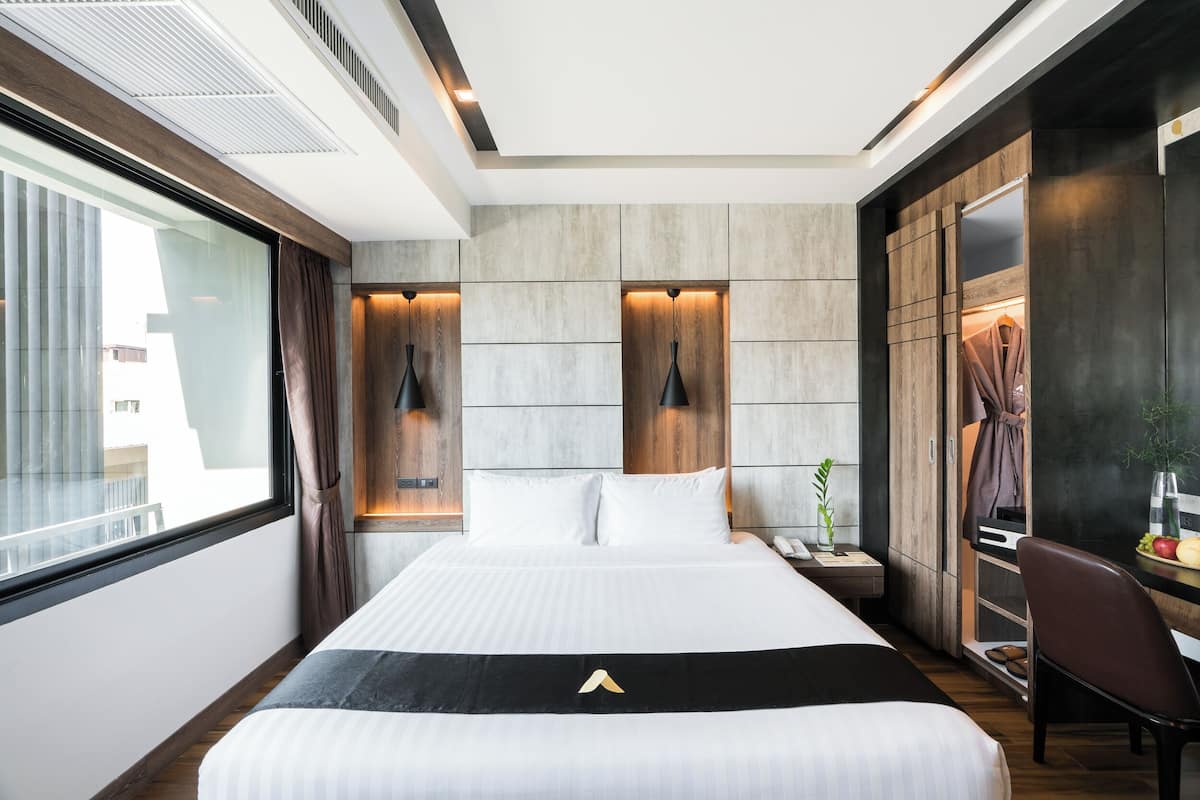 Deluxe | 1 kamar tidur, minibar, brankas, dan meja kerja