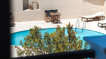 Chambre Double Standard, vue piscine