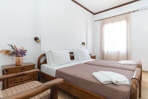 Standard Double Room, Pool View - Sunrise Hotel (Samos)