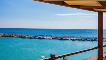 Suíte básica, 2 quartos, vista para o mar | Roupas de cama premium