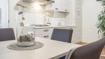 Suite, 1 habitación, vista al Gran Canal | Servicio de comidas en la habitación