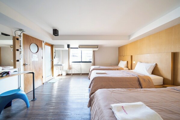 Triple Room with Private Bathroom