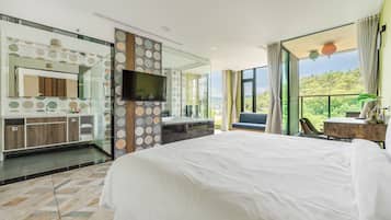 Deluxe tweepersoonskamer, balkon | Verduisterende gordijnen, geluiddichte muren, gratis wifi, beddengoed