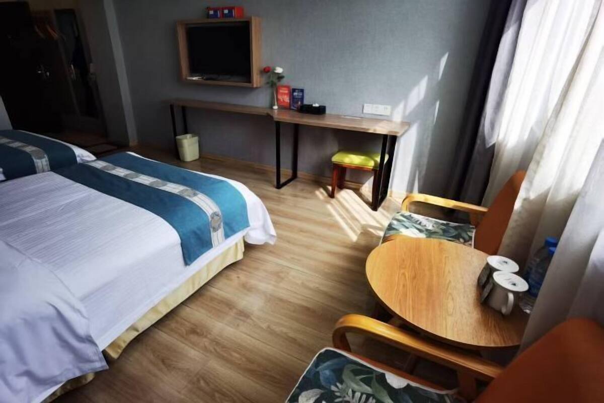 In-room safe, free WiFi, bed sheets, wheelchair access
