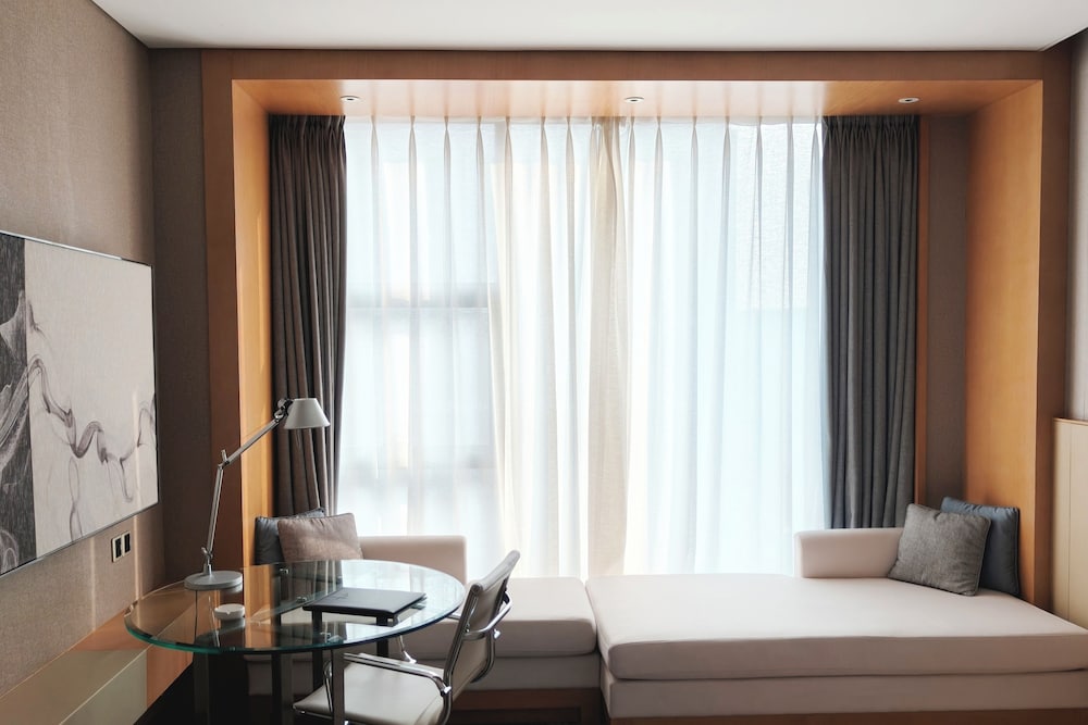 Courtyard by Marriott Zhengzhou Airport photo 8