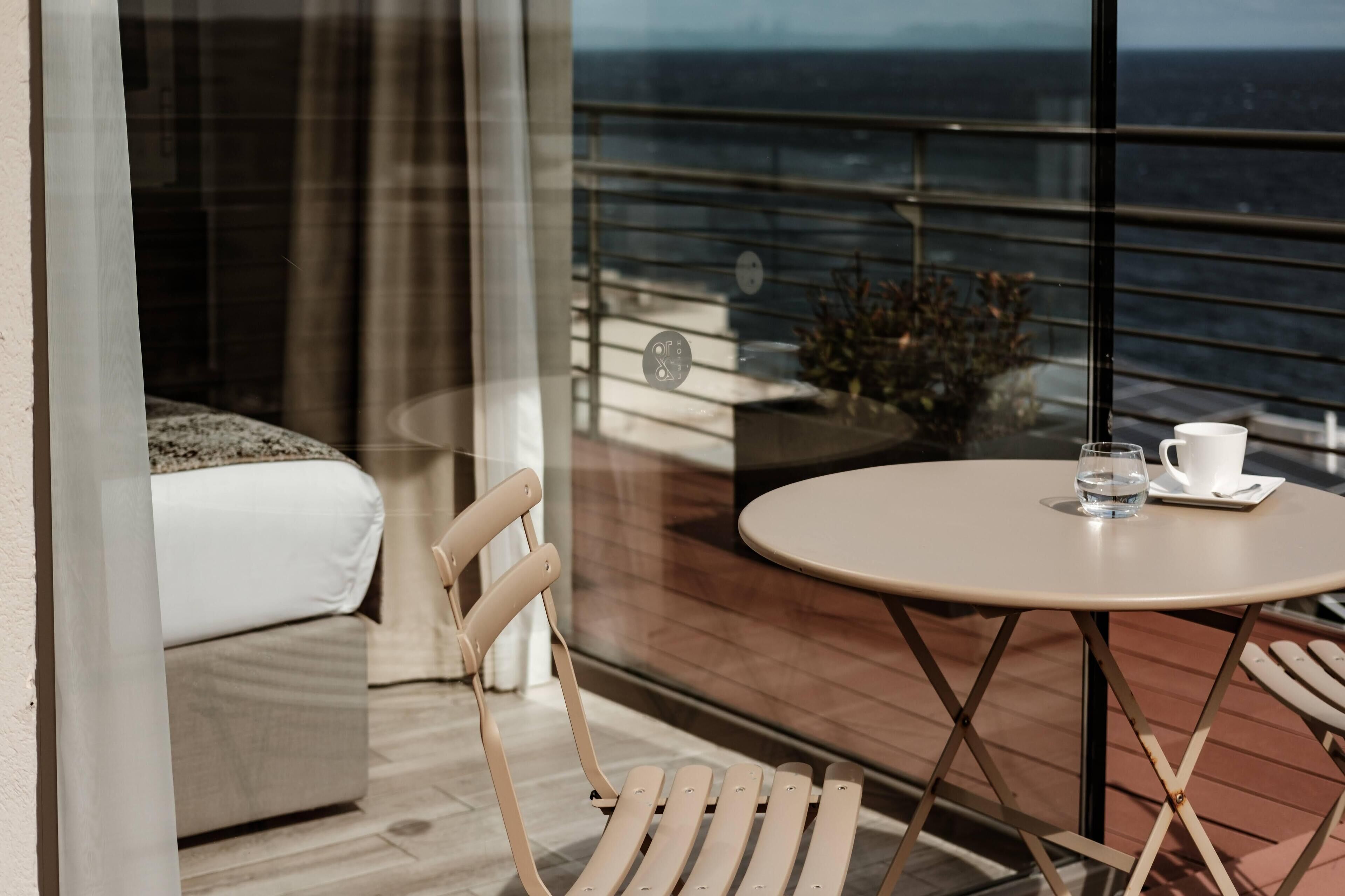 signature suite, sea view | terrace/patio