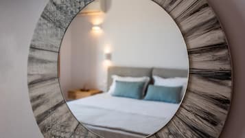 Superior Room, Garden View | In-room safe, soundproofing, iron/ironing board, free WiFi
