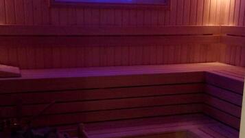 Salas de tratamiento para parejas, sauna y baño de vapor