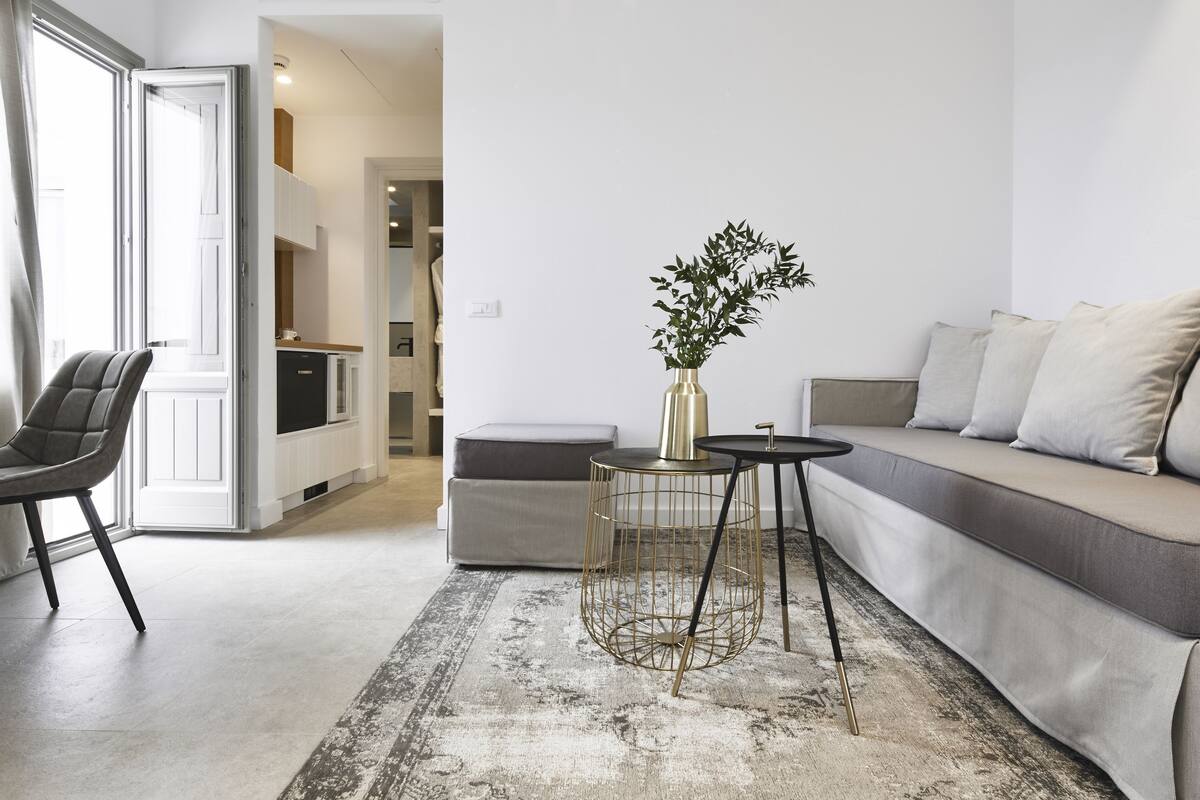 premium bedding, minibar, in-room safe, individually decorated