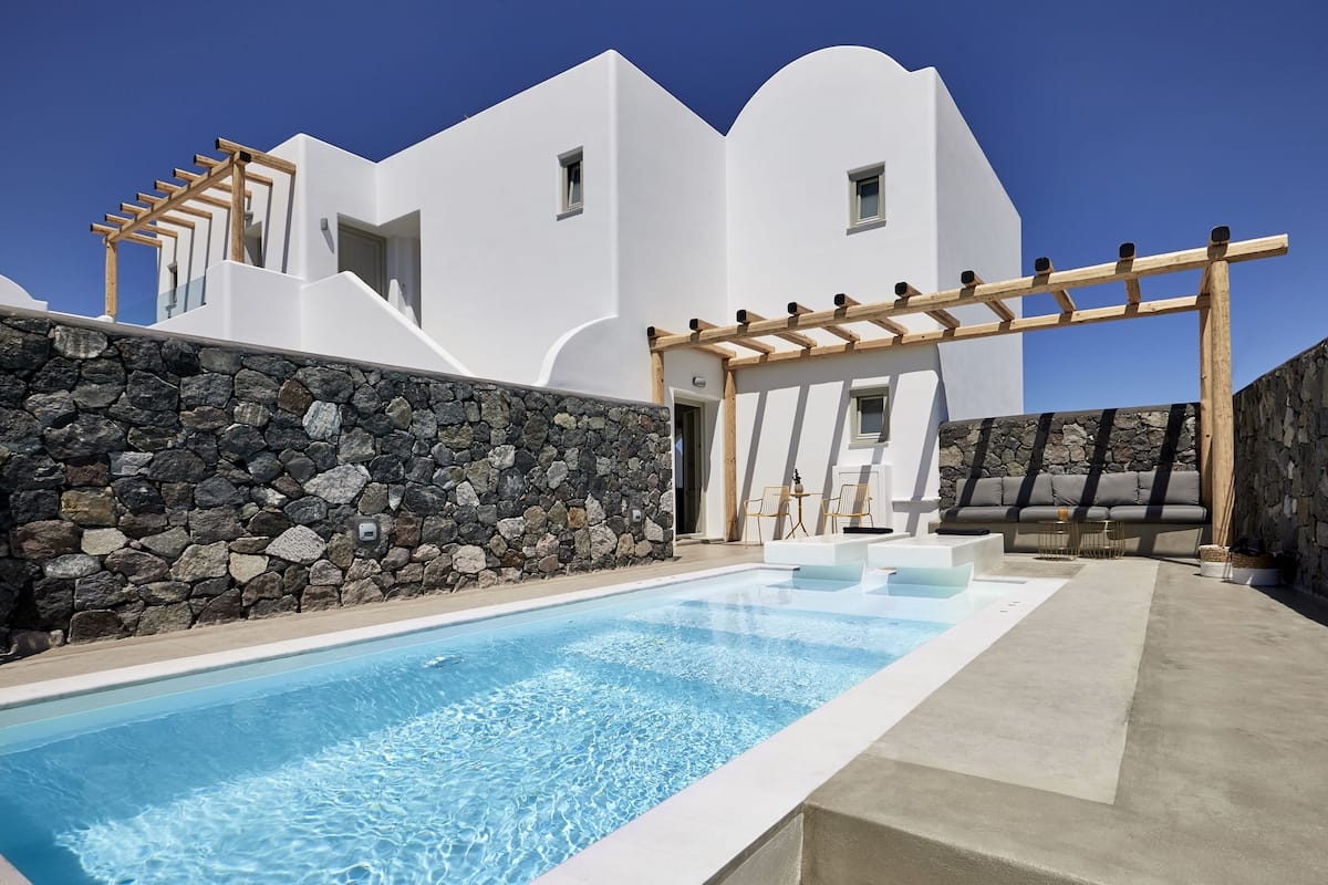 Premium Suite, Private Pool | Premium bedding, minibar, in-room safe, individually decorated