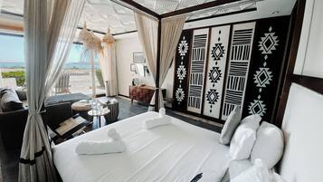 Panoramic Double or Twin Room | In-room safe, individually decorated, individually furnished