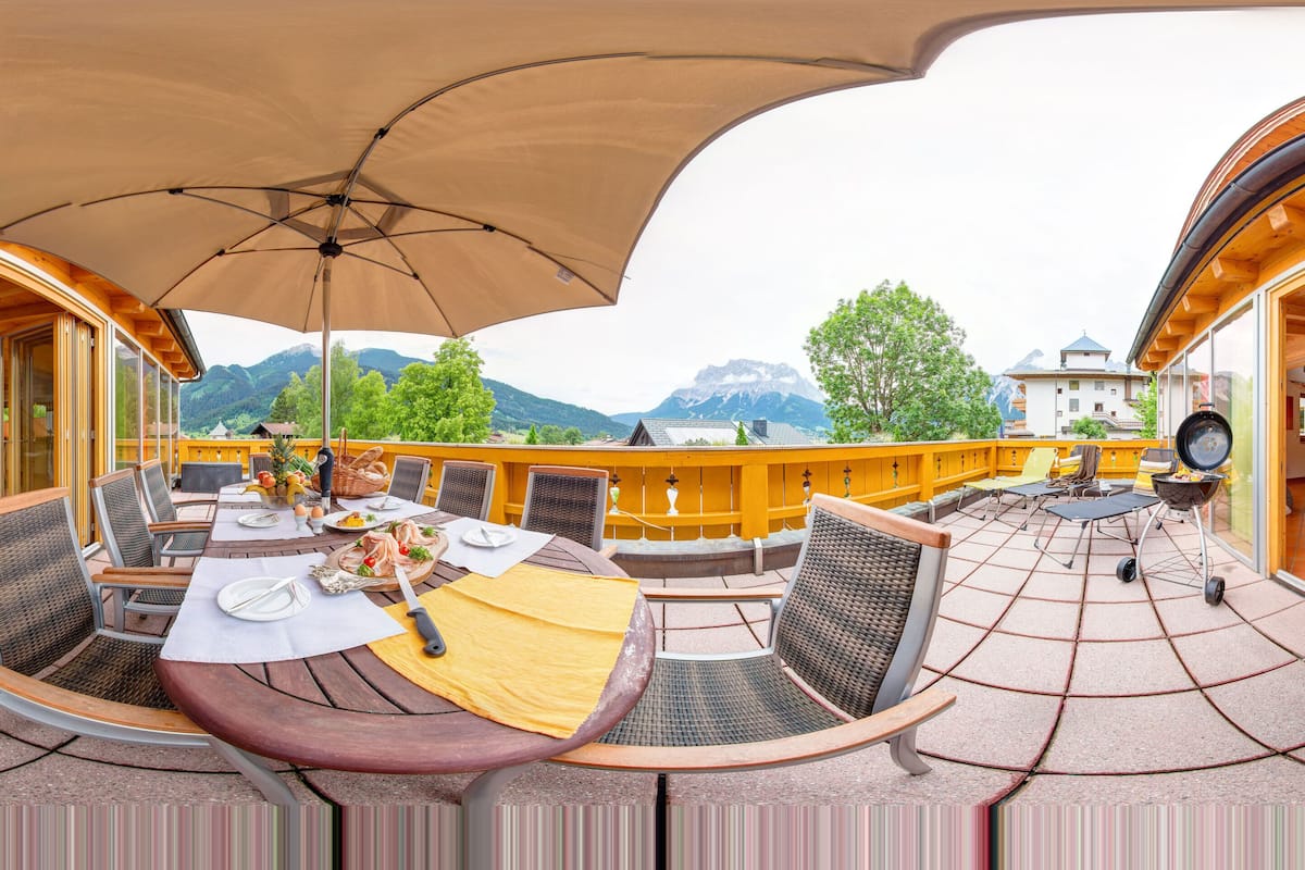 Superior Apartment, 3 Bedrooms, Mountain View | Terrace/patio