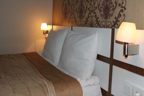 Coffres-forts dans les chambres, bureau, Wi-Fi gratuit