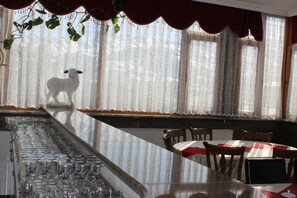Petit déjeuner buffet compris tous les jours