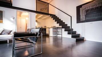 Loft (Porta Torre) | Soggiorno | TV a schermo piatto 30 pollici con canali digitali, TV