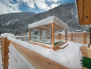 Outdoor spa tub - Hotel Cristallo (Pejo)