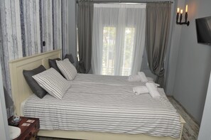 City House, 2 Bedrooms - Kamares View Luxury House (Kavala)