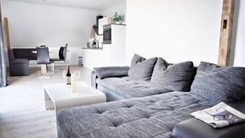 Family Apartment, 2 Bedrooms, Non Smoking, Terrace | Living area | Flat-screen TV