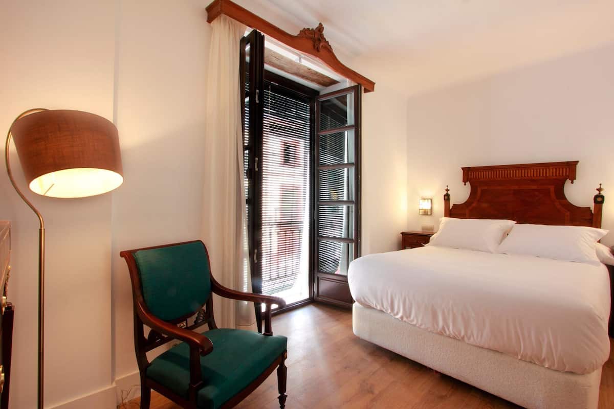 Luxe beddengoed, een minibar, een kluis op de kamer