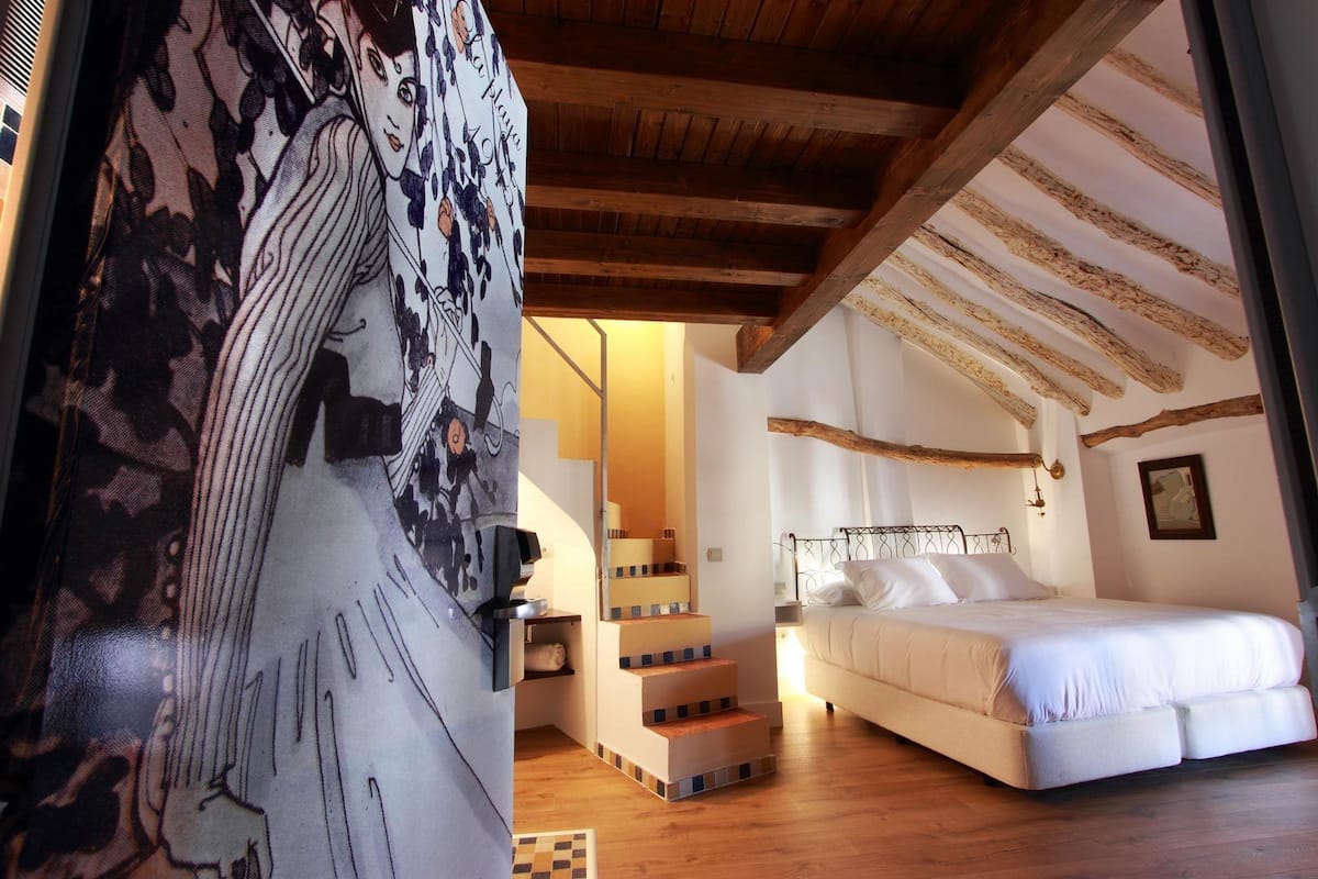 premium bedding, minibar, in-room safe, individually decorated