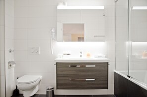 Bathroom - Apartment Rugenpark 4 (Interlaken)