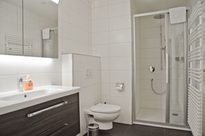 Bathroom - Apartment Rugenpark 5 (Interlaken)