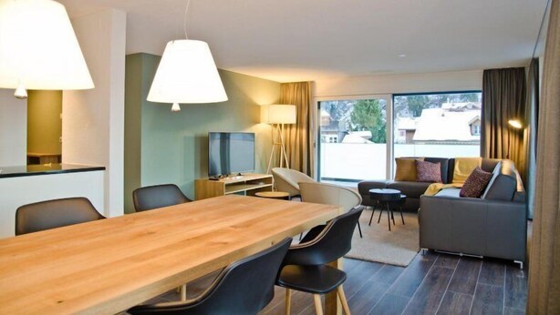 Apartment | Makan dalam bilik